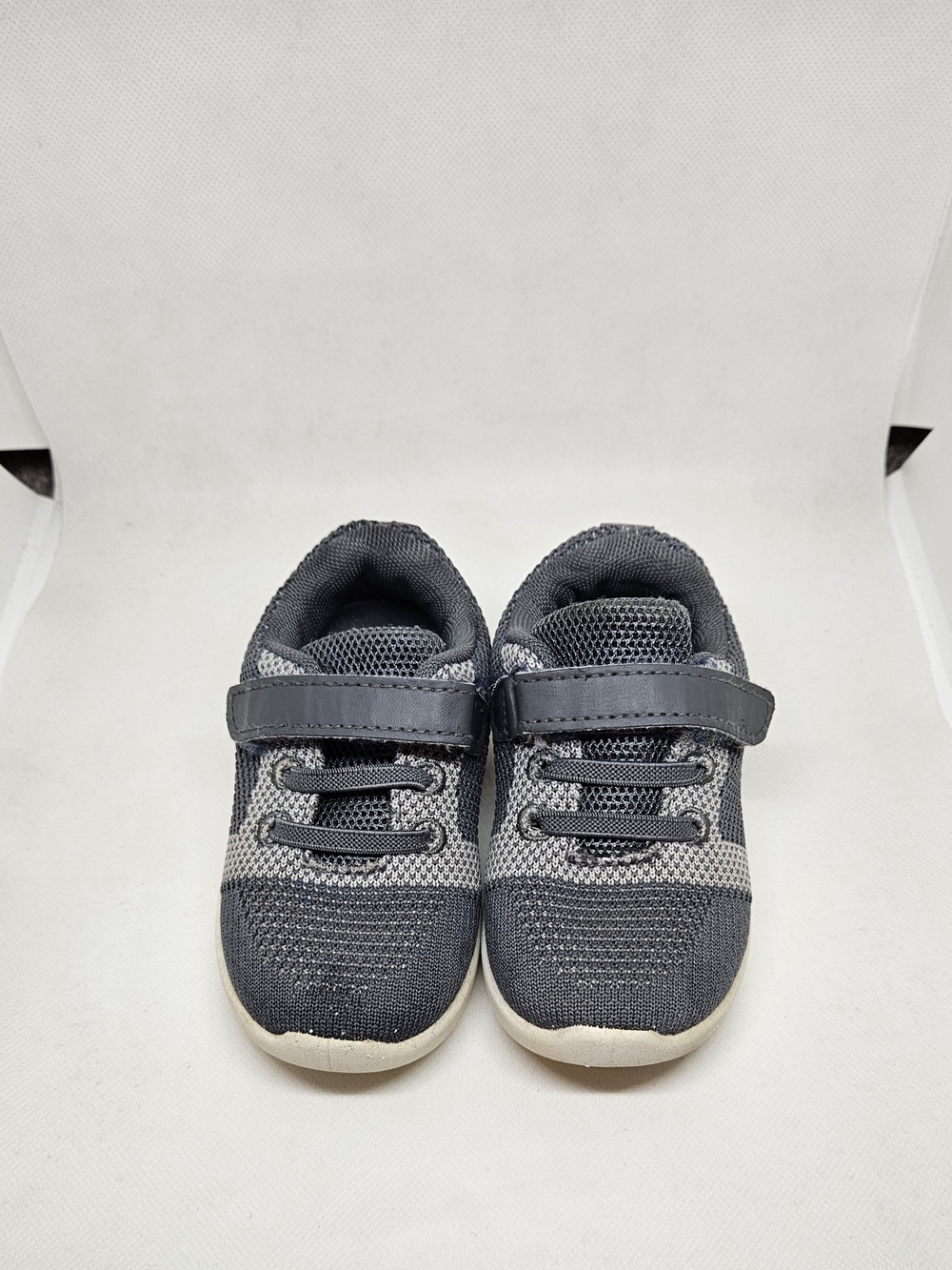 LittleKiki Kids Gray Knit Athletic Shoes